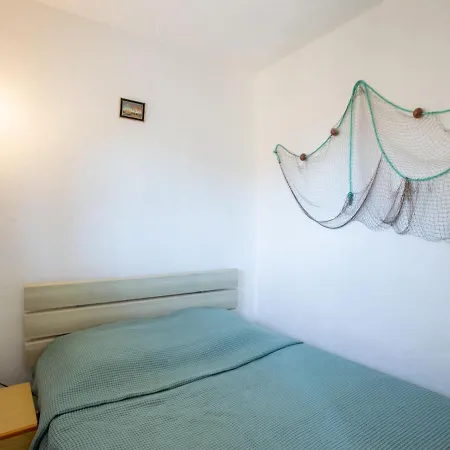 Apartman Saint James-3 By Interhome