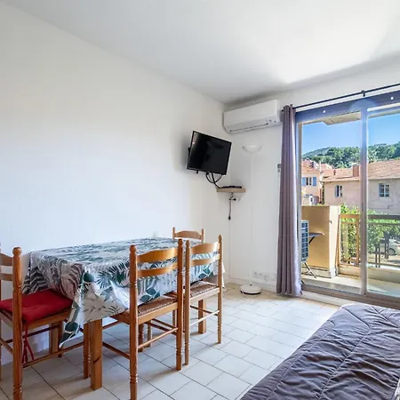 Saint James-3 By Interhome Appartement Le Lavandou