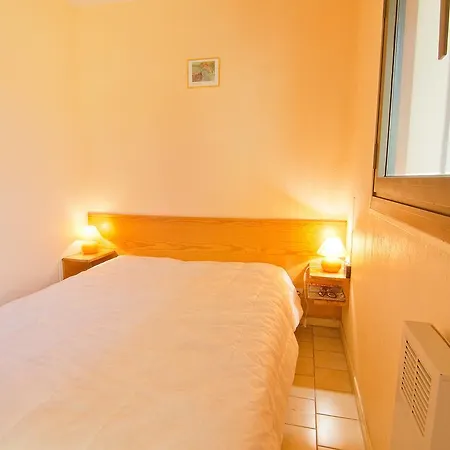 Appartement Saint James-3 By Interhome Le Lavandou