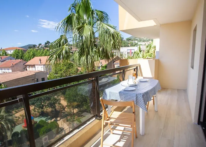 Saint James-3 By Interhome Lägenhet Le Lavandou