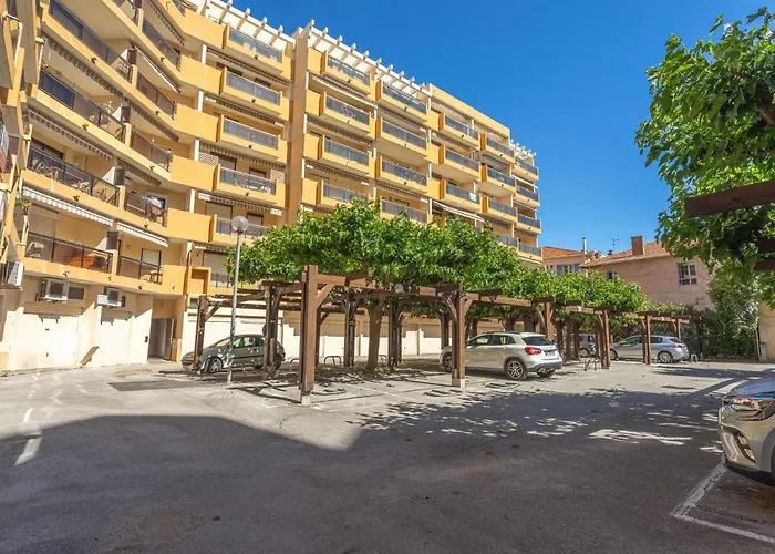 Saint James-3 By Interhome Le Lavandou