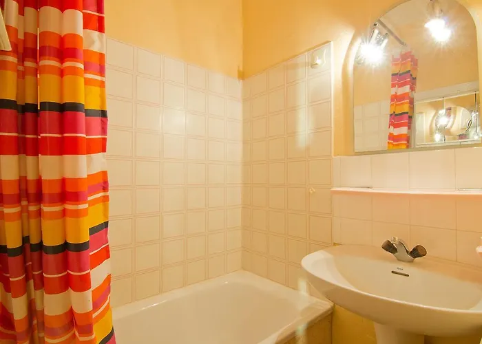 Lägenhet Saint James-3 By Interhome *