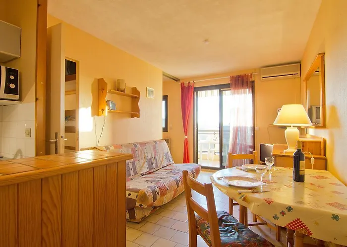 Lägenhet Saint James-3 By Interhome