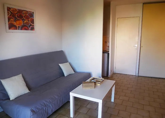 Lägenhet Saint James-3 By Interhome