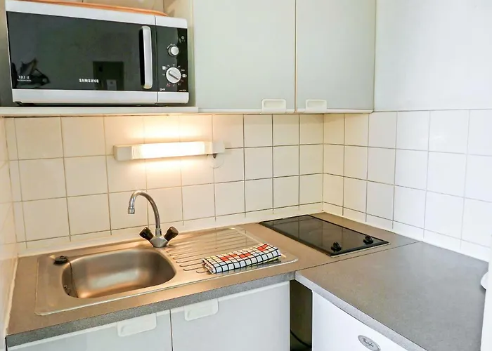 Lägenhet Saint James-3 By Interhome