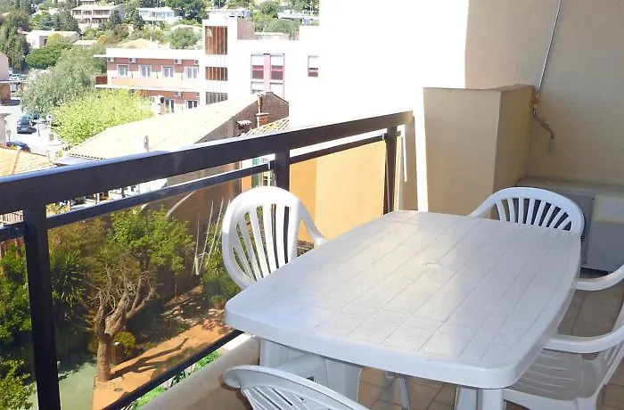 Saint James-3 By Interhome Lägenhet Le Lavandou